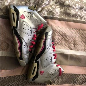 Air Jordan 6 Retro “Valentines Day” (Size 7)
